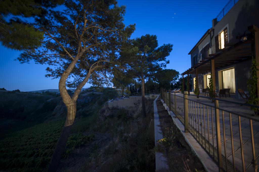 Feudo Del Biviere Villa Santa Ninfa Bagian luar foto