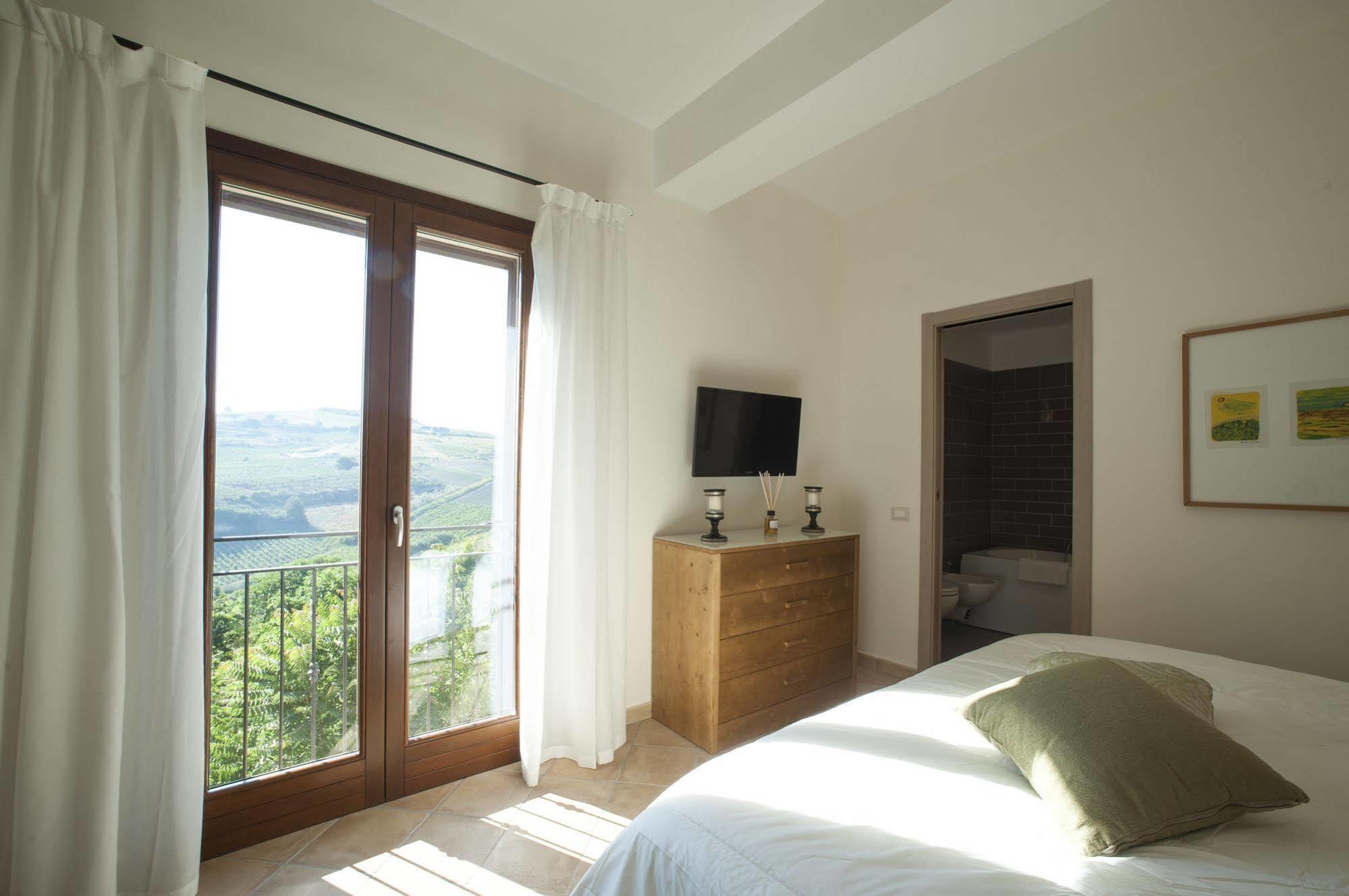 Feudo Del Biviere Villa Santa Ninfa Bagian luar foto